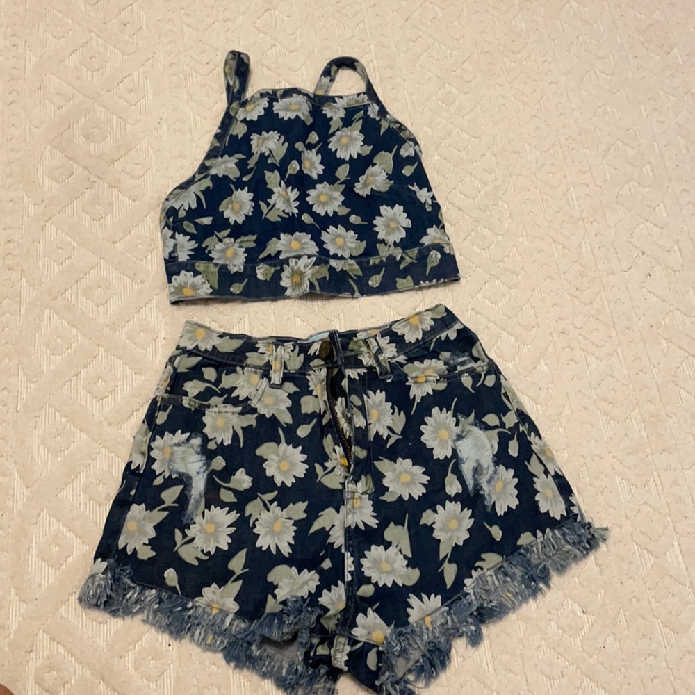 Show Me Your Mumu Jean Daisy Crop Top (Top ONLY)